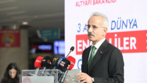 Abdulkadir Uraloğlu duyurdu: Havaalanlarına kuş ve drone önleme sistemleri geliyor