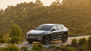 Elektrikli 2026 Toyota bZ4X tanıtıldı: İşte öne çıkan özellikleri