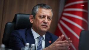 Özgür Özel Türkiye’yi bu kez Brüksel’de şikayet etti