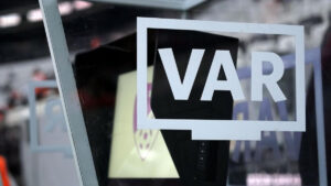 Trabzonspor – Beşiktaş maçının VAR hakemi Alper Çetin oldu
