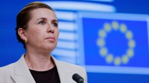 Danimarka Başbakanı Frederiksen: ABD saldırırsa her şey durur, Nato durur!