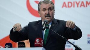 Destici’den ABD’nin Venezuela müdahalesine sert tepki