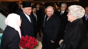 Malezya Başbakanı Enver İbrahim Türkiye’de! Resmî ziyaret başladı