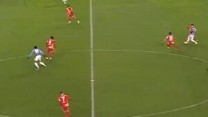 Süper Kupa yarı finalinde erken gol iptal edildi