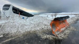Van’da feci kaza! 11 yaralı